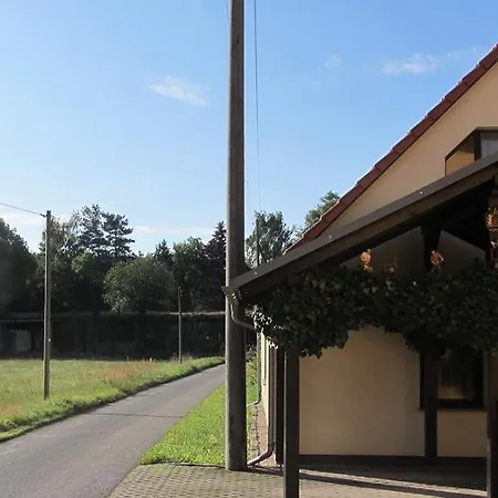 Gemutliche Fewo - Tannenhof Appartement Ossling